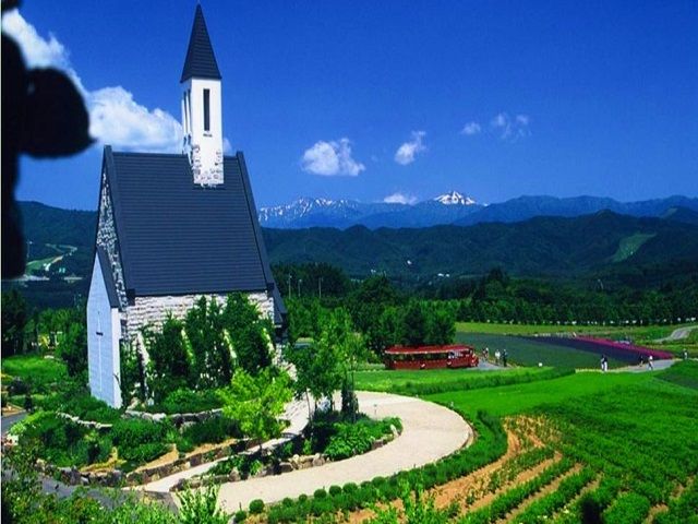 東海エリア民はほぼ知っているファミリー向けのテーマパーク内でのお仕事です！！