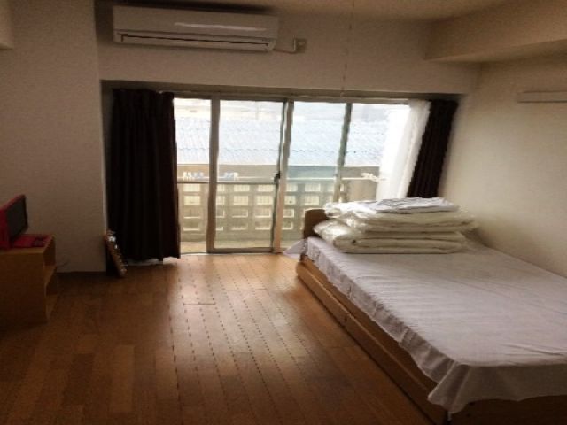 寮はキレイで電子レンジもあるので便利です♪