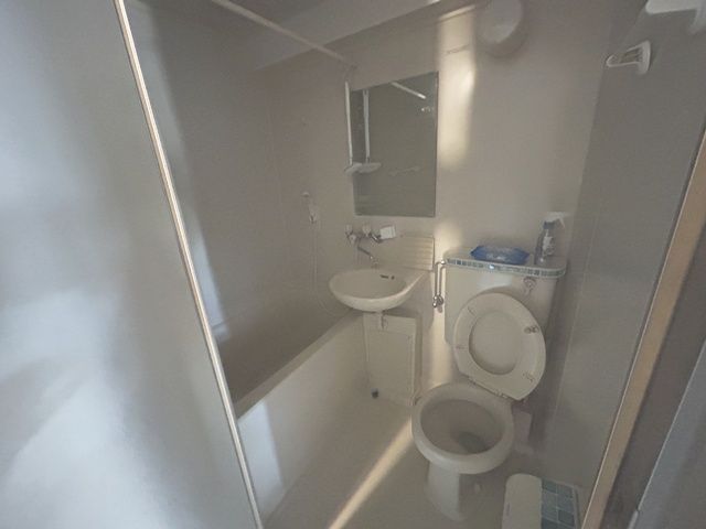 お風呂・トイレもついてます☆