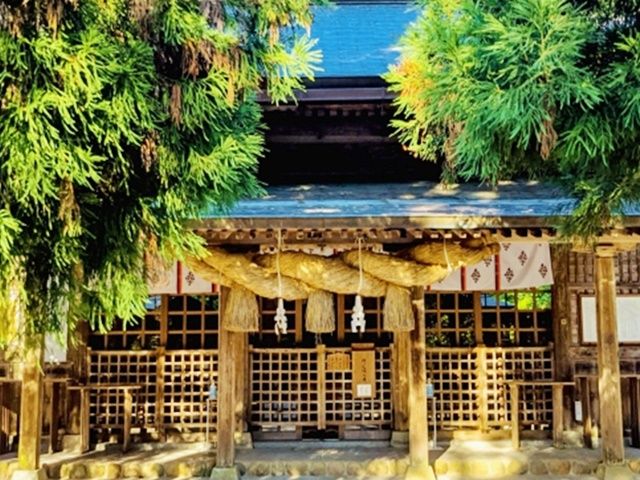 恋愛祈願にご利益あり王道スポット/玉作湯神社。縁結びのパワースポット、他多数あります。