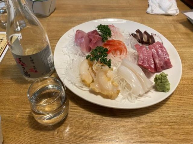 佐渡は何を食べても一級品で価格もお手頃！
特に魚介類はぜひ賞味いただきたいです！！
