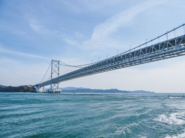 休日は淡路島の観光や神戸の観光がおすすめです☆