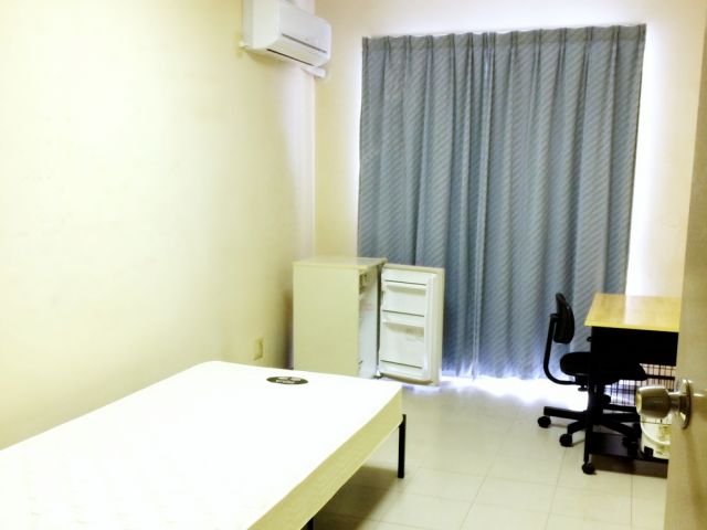 広くて綺麗なキッチン＆飲食スペース♪
もちろんお部屋は寮費無料♪