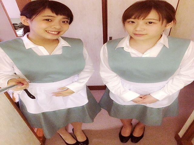 以前に勤務されたスタッフさん♪楽しく勤務されましたよ。制服はワンピースでの勤務となります。