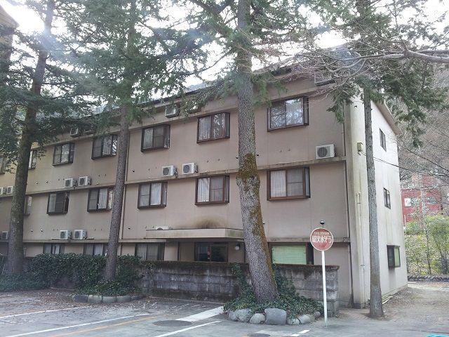 寮は敷地内にあるので、通勤ラクラク！
共同大浴場で疲れを癒せます♪