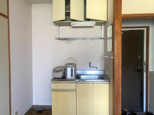 寮の写真です。設備充実の個室寮です(自転車貸出あり)。観光地での生活を楽しんでください！