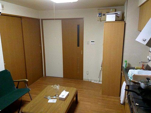 寮は、1DKタイプと2DKタイプの2パターンございます。写真は2DKタイプです。