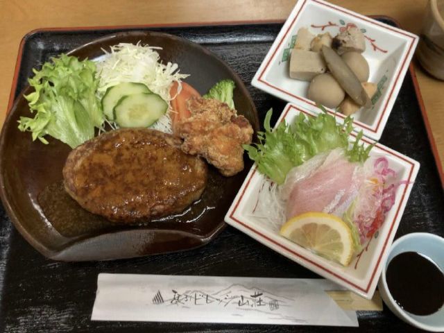 寮費食費無料！食事は種類豊富でおいしいと大好評です！