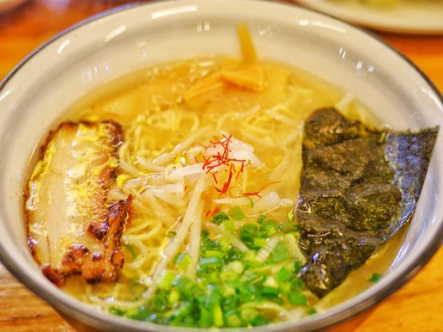 美味しい牛骨ラーメンが有名なんです！