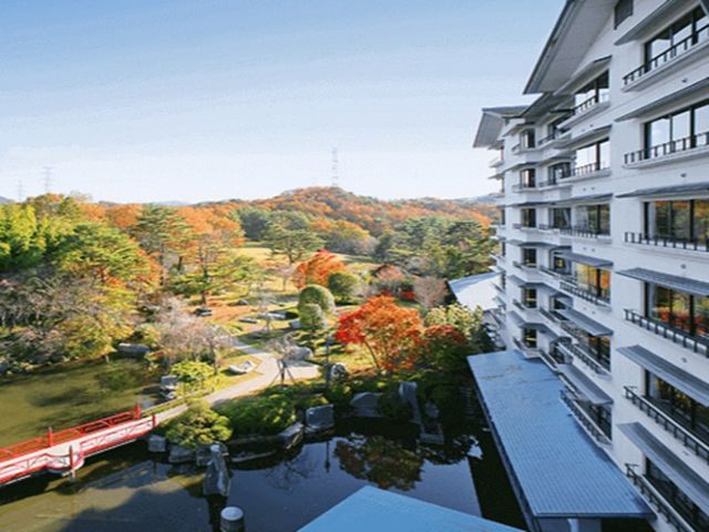 中規模クラスのホテルとなり、従業員も多く活躍しております。