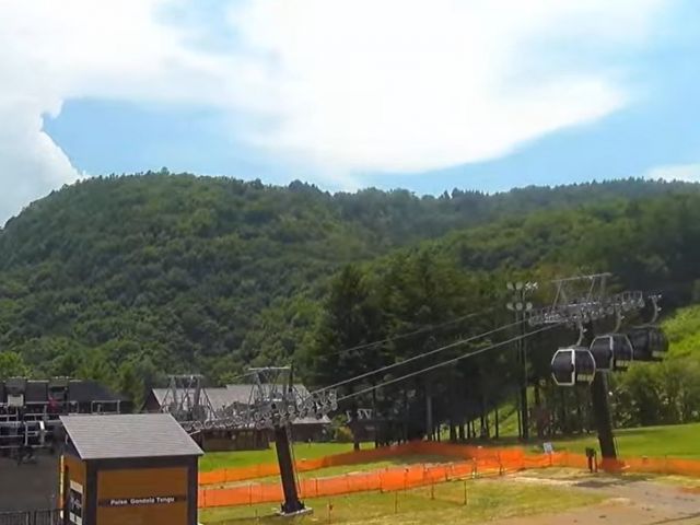 夏は避暑地！冬はスキー場へ変わります♪
