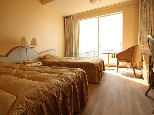 寮は客室利用です!!
空き状況によって洋室か和室か変わります。