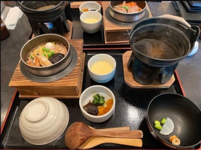 この釜めしがまかないで食べられるかも？？