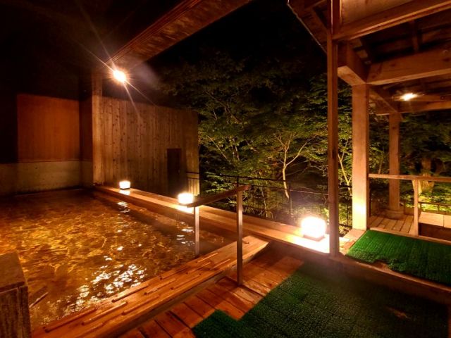 お風呂は毎日温泉に入っていただきます♪
