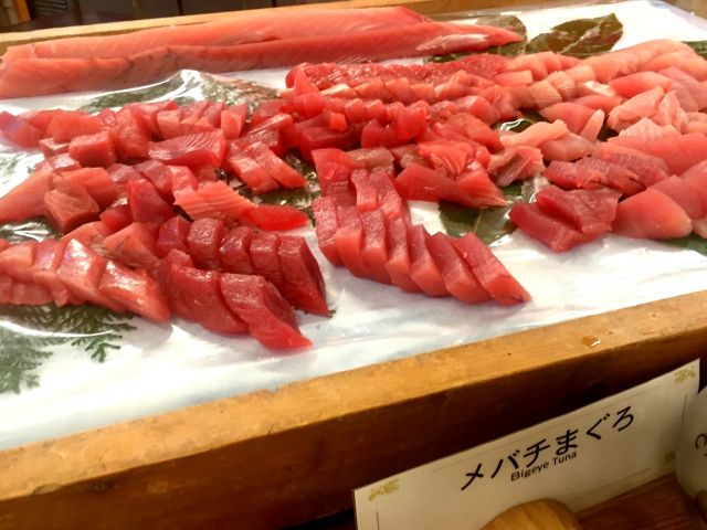 【ご当地名物】名産は「生まぐろ」！ホテルバイキングでも提供中で、海鮮丼も美味です♪