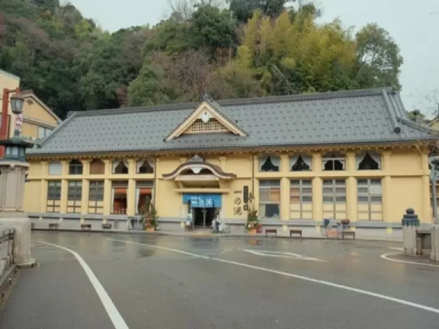 休館日は湯巡りをして温泉を楽しもう♪
館内の貸し切り風呂も利用できますよ☆