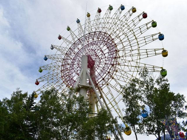 ホテル敷地内遊園地でのお仕事です☆