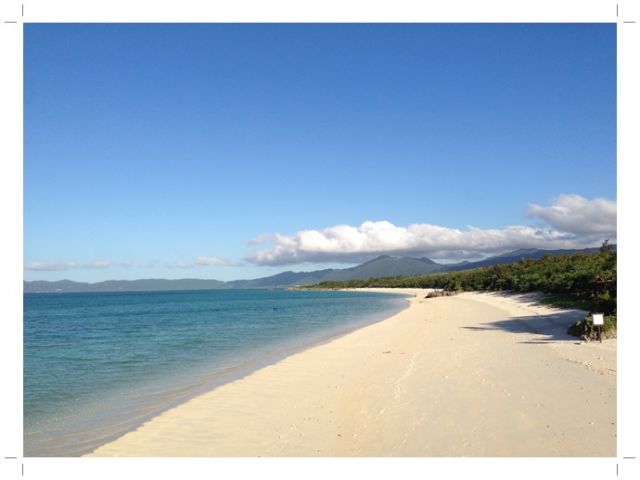 これだけは、ハズセナイ。どこまでも続くビーチ。