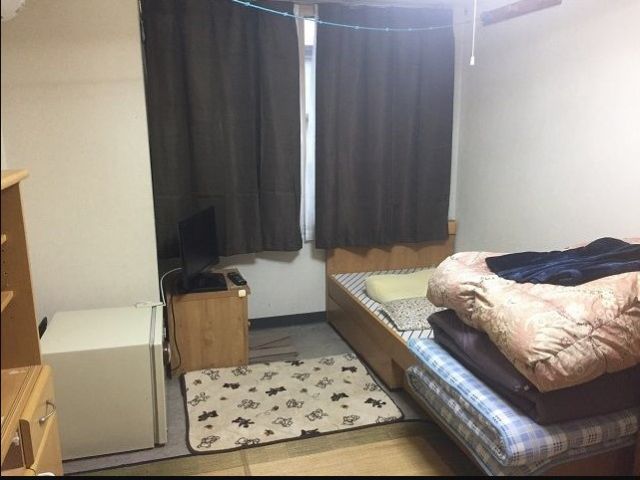 寮は人気のWIFI付個室寮！