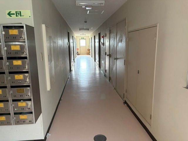 【寮館内】清潔感のある寮です。