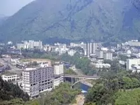 人気温泉地