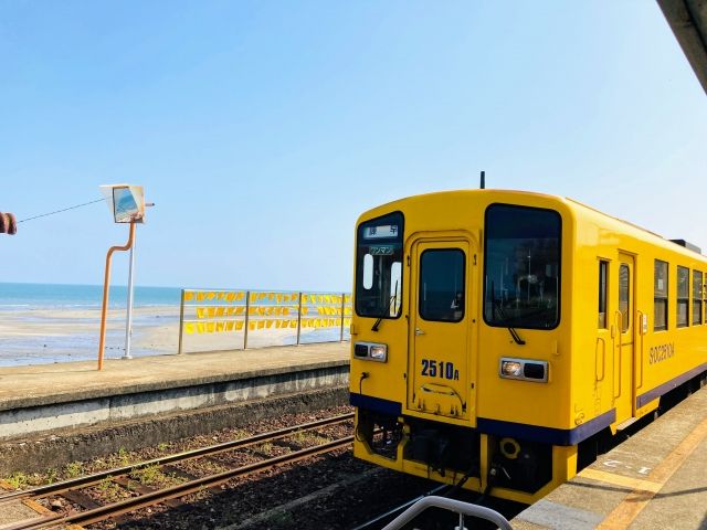 日本一海に近い駅・大三東駅。諫早、雲仙、島原は見所スポット多数あります。