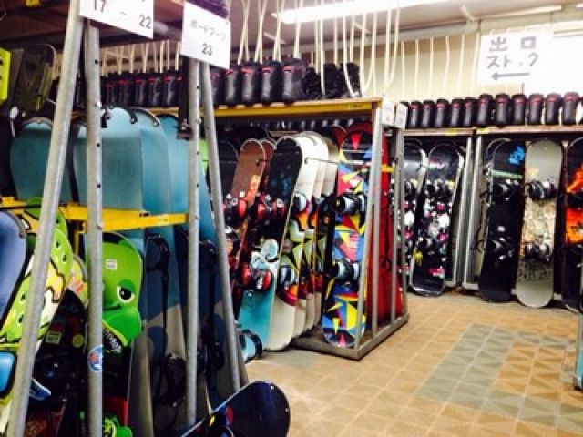 レンタルの貸し出しが中心♪