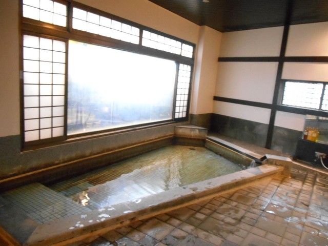 スタッフさんも利用できる大浴場もちろん温泉です