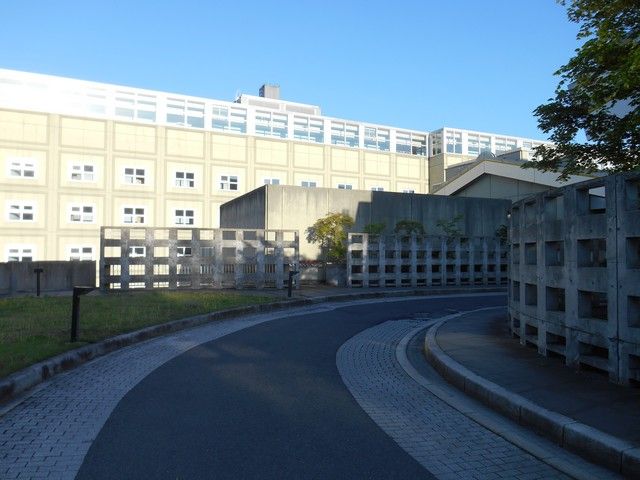 近代的な外観のホテルになります★