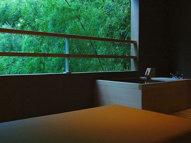 雰囲気の良いデザイナーズ旅館です。落ち着いた雰囲気でお仕事できます。