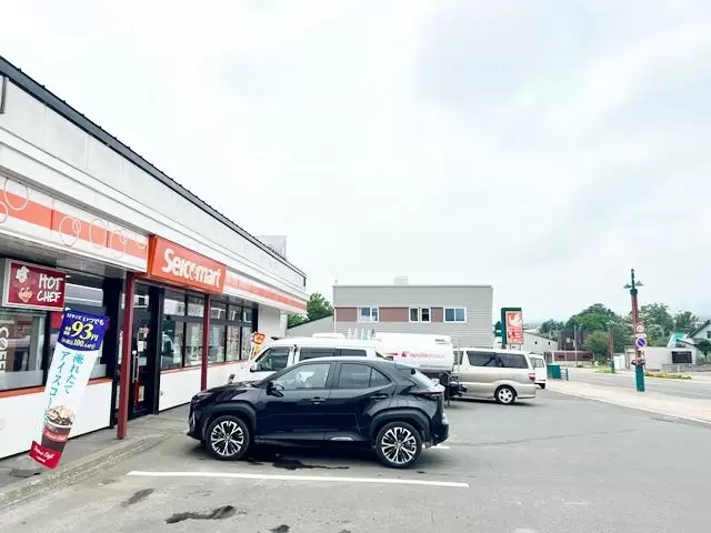寮から徒歩圏内でコンビニあります！