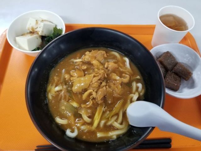 日替わり定食orお弁当♪美味しいと評判です！