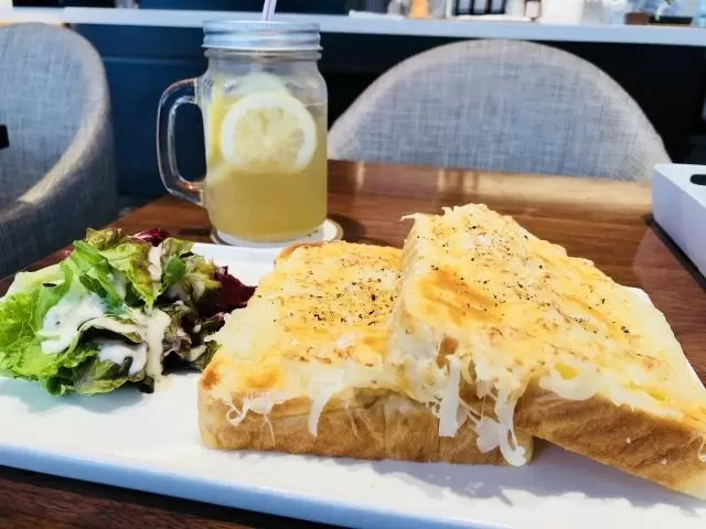 ご当地グルメめぐりもおススメ☆