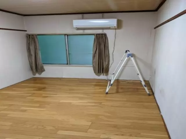 こちらは寮のお写真★男性寮です。