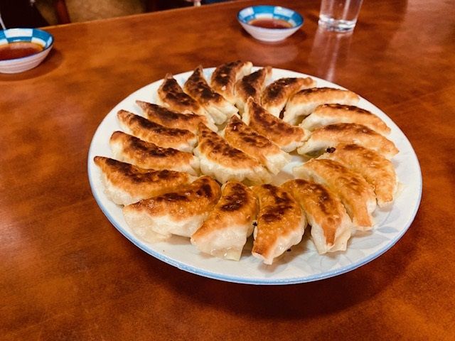土湯温泉名物の円盤餃子はもっちりジューシーで絶品♪