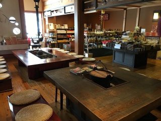有名旅館でのナイトフロント！寮は綺麗でオススメ♪”上高地も開山中”奥飛騨温泉”へ！！