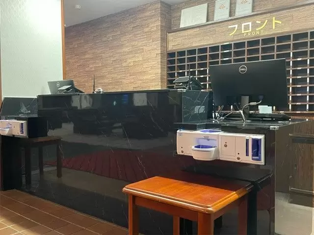 働いていただくフロントです！