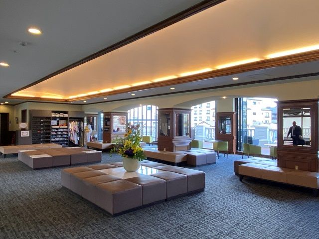 開放的なロビー♪別館は2024年にリニューアルオープンしたばかり！