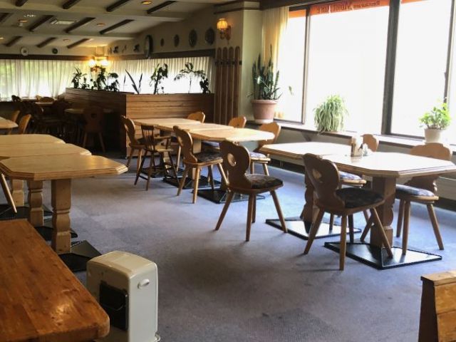 お昼は満席になることもあります！