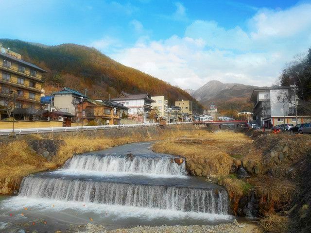 川が流れる音が気持ちよく癒されますよ～♪