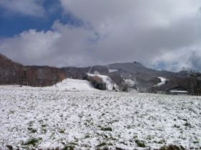 雪！もっさもっさ！！かまくらつくろ！！