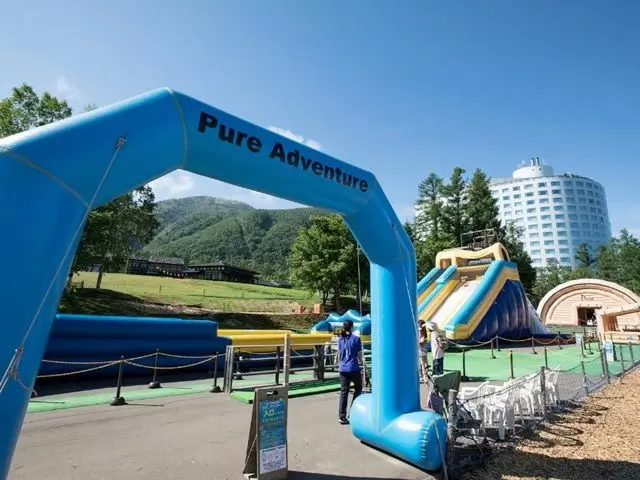 ツリートレッキング、ジップラインでの空中飛飛行、自然散策などワクワクがたくさん☆