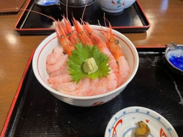 日本海側ならではの食事もぜひお楽しみください♪