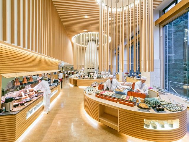 バイキング会場には大きなピザ釜があり、ワクワクしちゃいます(*ﾟ▽ﾟ)ﾉ