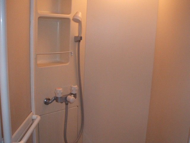 【寮内】お風呂、トイレ付きの部屋です！