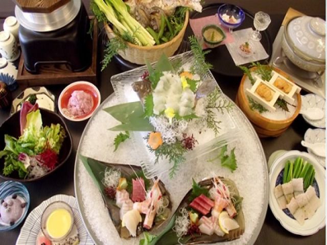 仕込みからスタートなので初めての調理のお仕事にもお勧め!!調理スキル磨きたい方も歓迎です