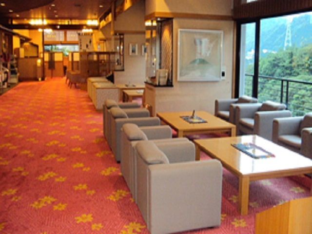 ★ホテルのロビー★毎日お客様で賑わいます♪お客様を笑顔で迎えて下さい！