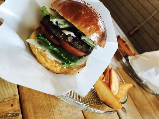 長崎・佐世保と言えばコレ！佐世保バーガー☆お店ごとに特色があるので食べ比べがオススメ！