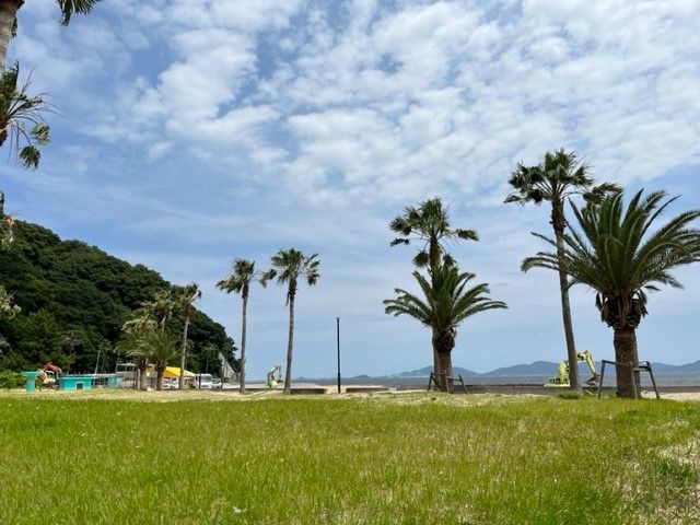 海が目の前にある職場です！
職場で仲良くなる方もいるようです～♪