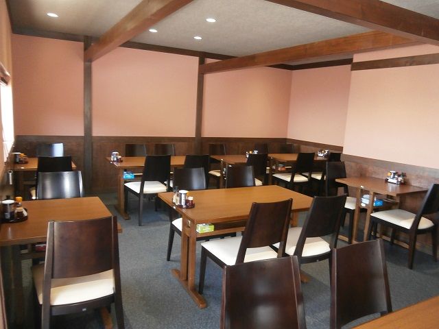 お食事処での勤務になります♪